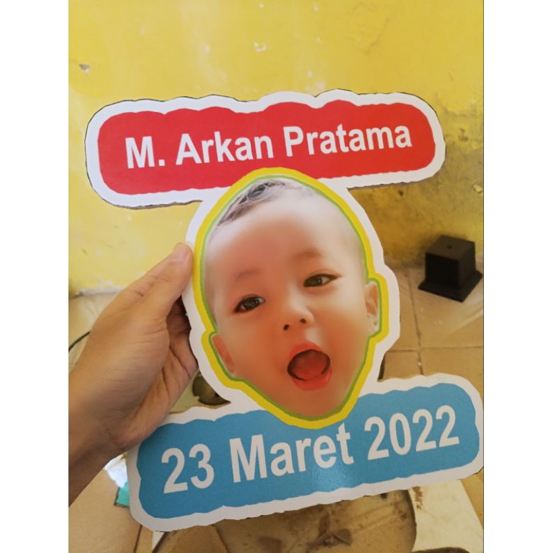 Cetak foto plus bingkai kayu mdf custom wajah dan nama