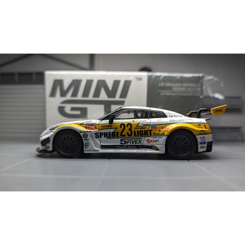 Mini GT R35 LBWK Formula Drift 2022