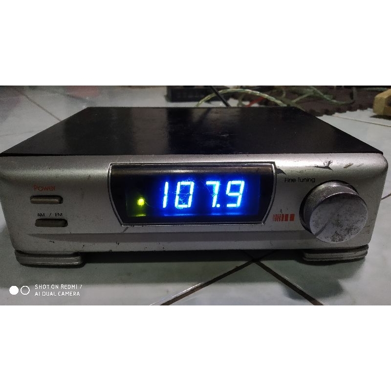 radio tuner fm stereo frekuensi counter
