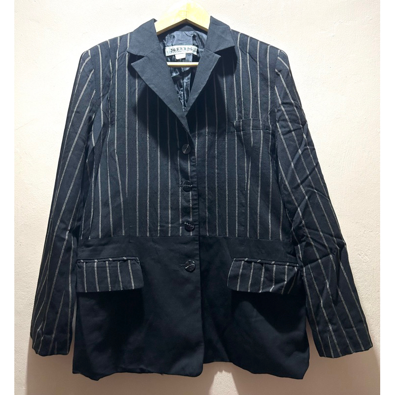 Blazer Hitam Preloved/Blazer Preloved Murah/Blazer Garis Garis/Blazer Stripe Preloved/Blazer Hitam G