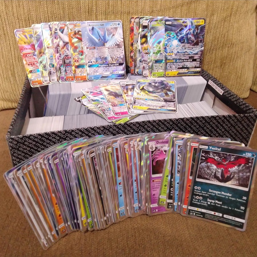 Pokemon Random Bulk 100 kartu + Kartu Bonus GX / V / EX / V Max Foil Original TCG Indonesia Pikachu 