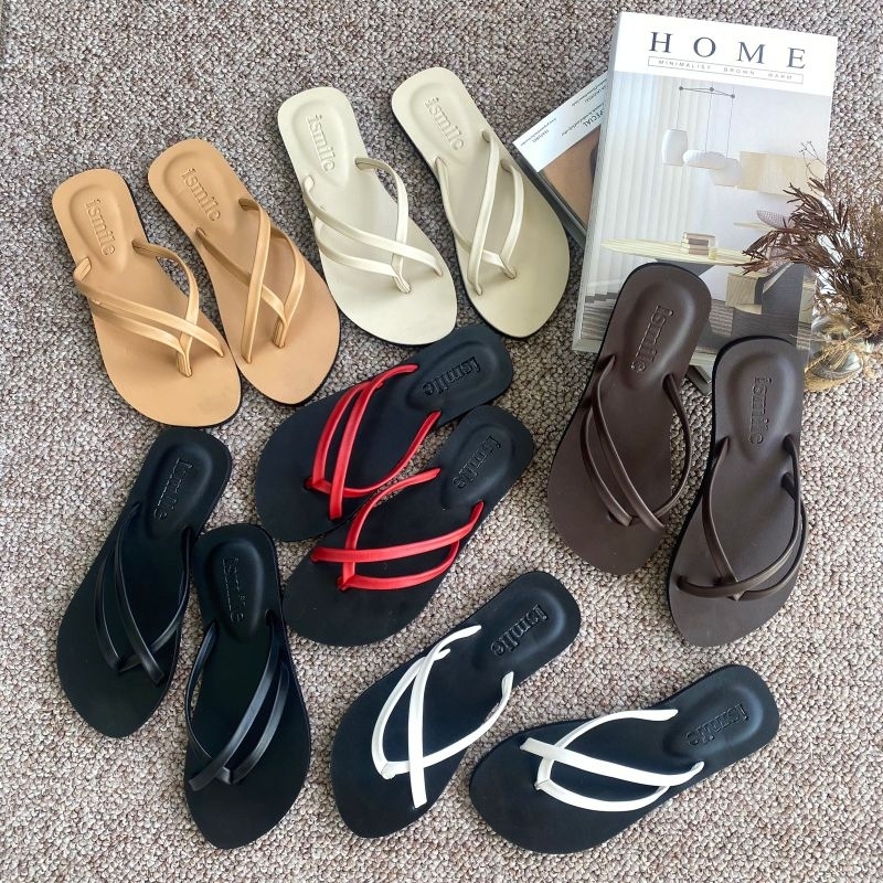 Sandal Karet Wanita Flat Tali Silang Terbaru