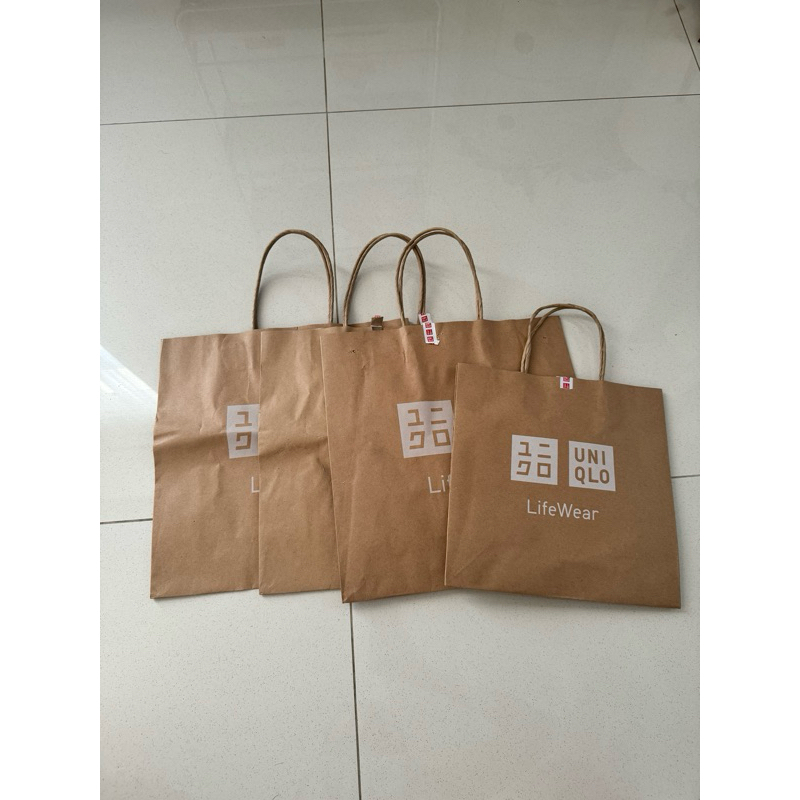 

Paper bag UNIQLO ORIGINAL