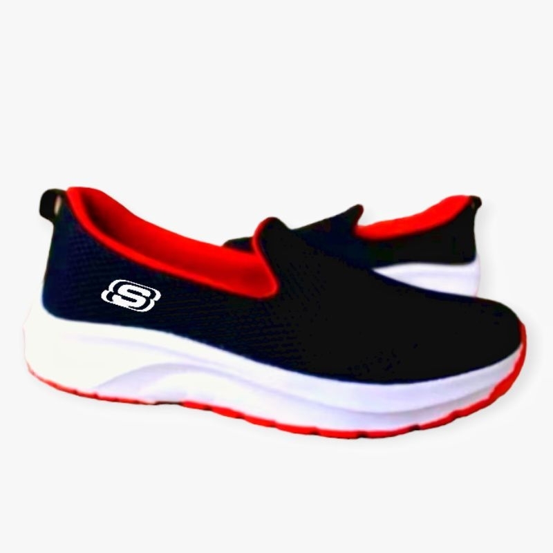 Sepatu Pria Ringan Hitam Slip On Pria Sepatu Senior Sepatu Kasual Kets.