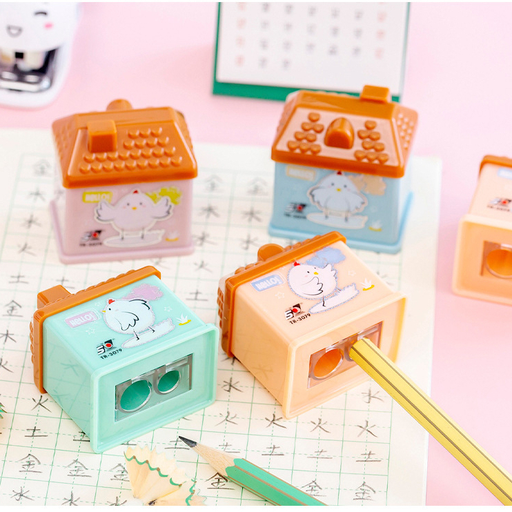 

[RAUTAN RUMAH] RAUTAN KARAKTER BENTUK RUMAH/SERUTAN PENSIL SANRIO 2 LUBANG