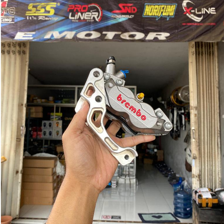 Kaliper Brembo Axial 4 Piston Grey Kiri Kaliper Kiri Breket Vario Beat scoopy 260mm Vario160 260mm