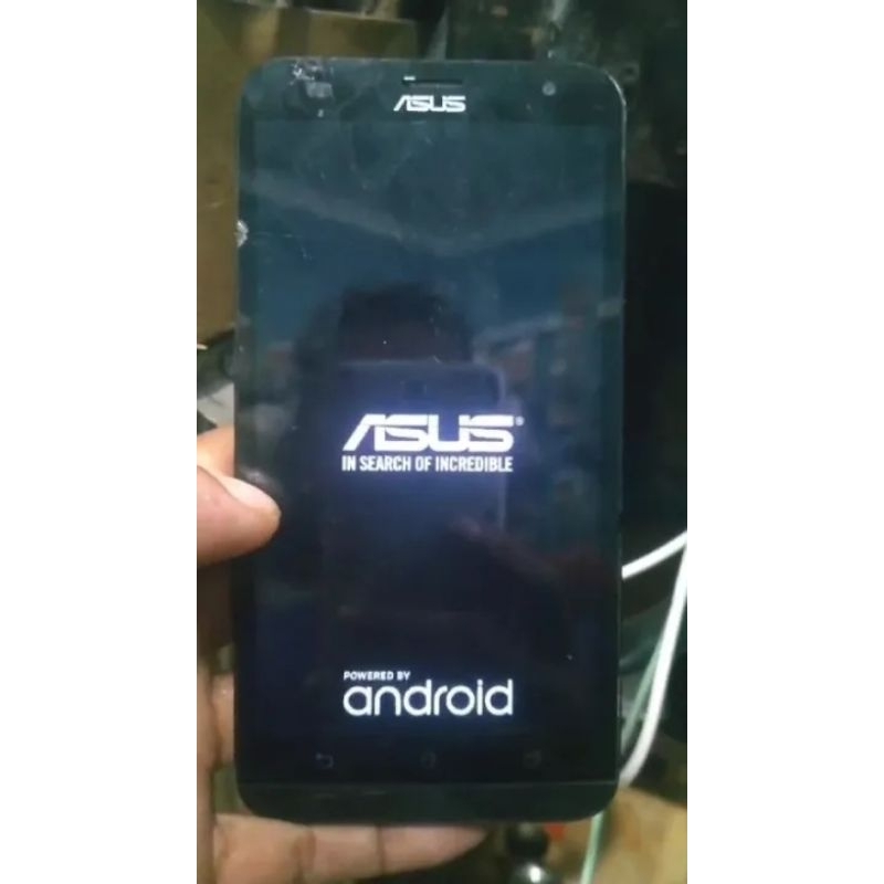 lcd tc retak hp Asus z00ldd minus retak