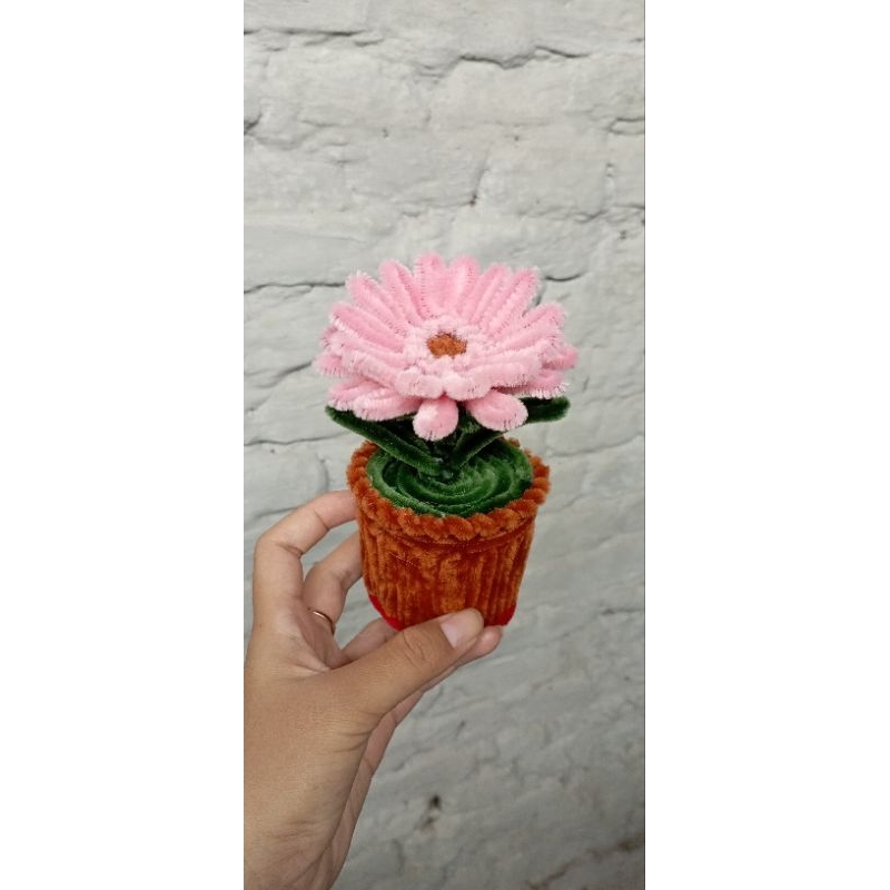Bunga pot mini kawat buli pink