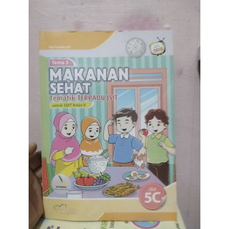 buku tematik terpadu jsit tema 1,2,3,4,5,6,7,8,/jilid a,b,,c,d,e,f,g,h, untuk kelas 5 V sd mi