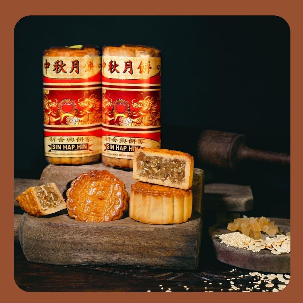

Moon Cake Premium Singkawang SIN HAP HIN Gojin Pia / Non Halal