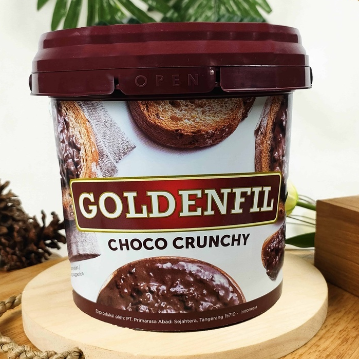 

GOLDENFIL CHOCO CRUNCHY 1 KG DENGAN RASA COKLAT YANG NIKMAT