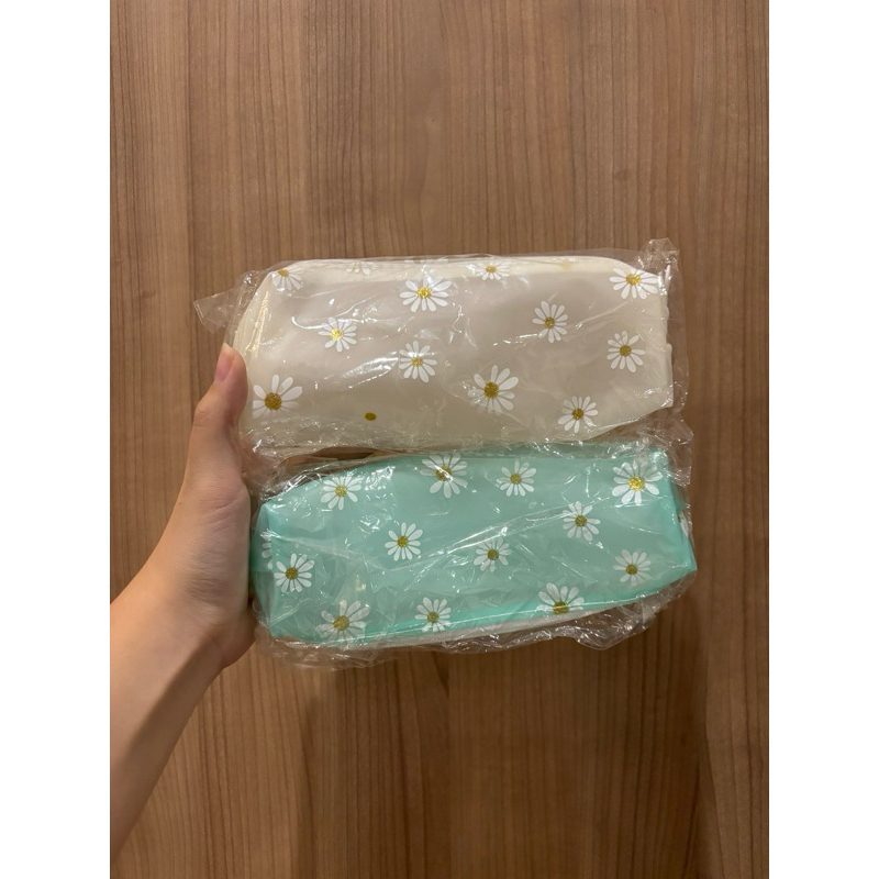 

KOTAK PENSIL BUNGA DAISY / TEMPAT PENSIL BUNGA DAISY / FLOWER PENCIL CASE