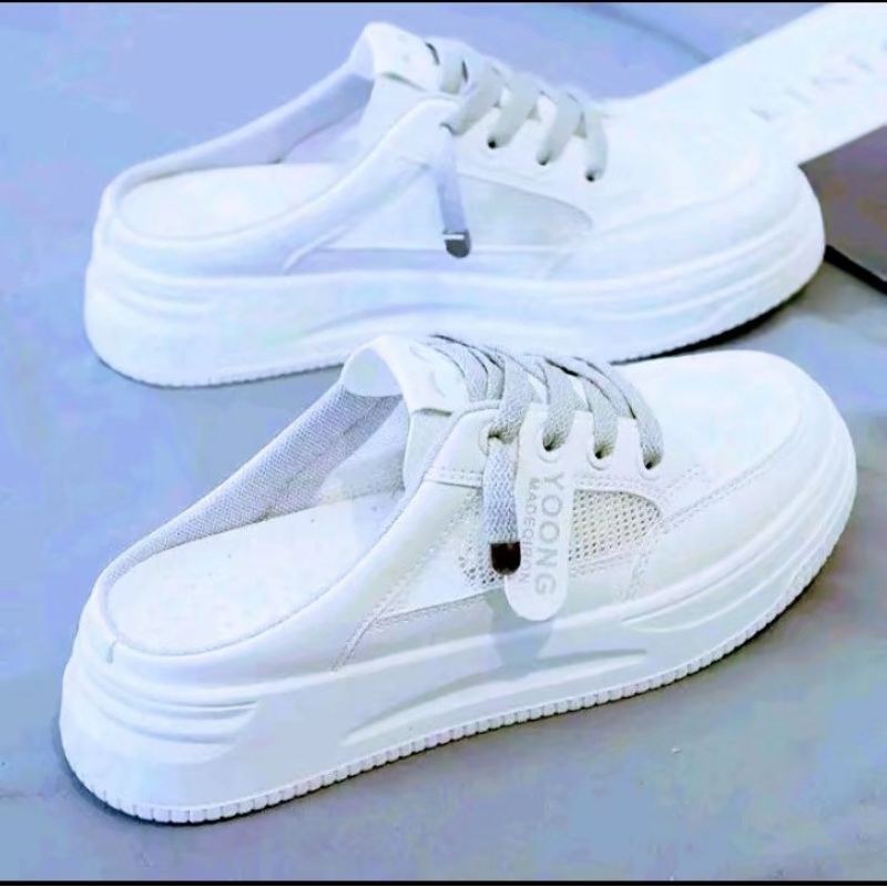 sepatu wanita slop sendal YOONG style shoes Korea putih sepatu casual slip on