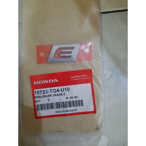 Emblem Logo Sticker Tulisan E Bagasi Belakang Honda Brio Original