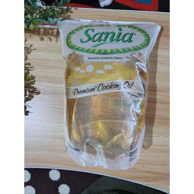 

Minyak goreng Sania 2 liter