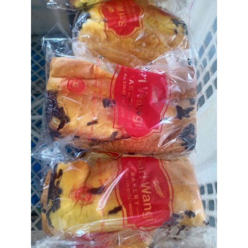 

Roti gulung Sariwangi