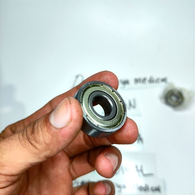 kelaher ban belakang kursi roda laher belakang kursi roda semua jenis kursi roda  kelaher kursi roda