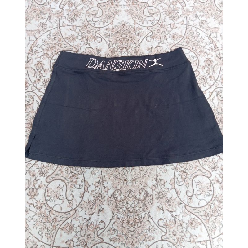 danskin skirt