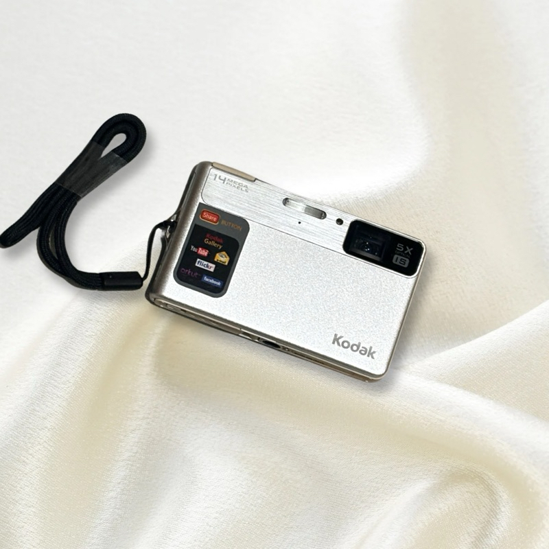 Kodak EasyShare M590