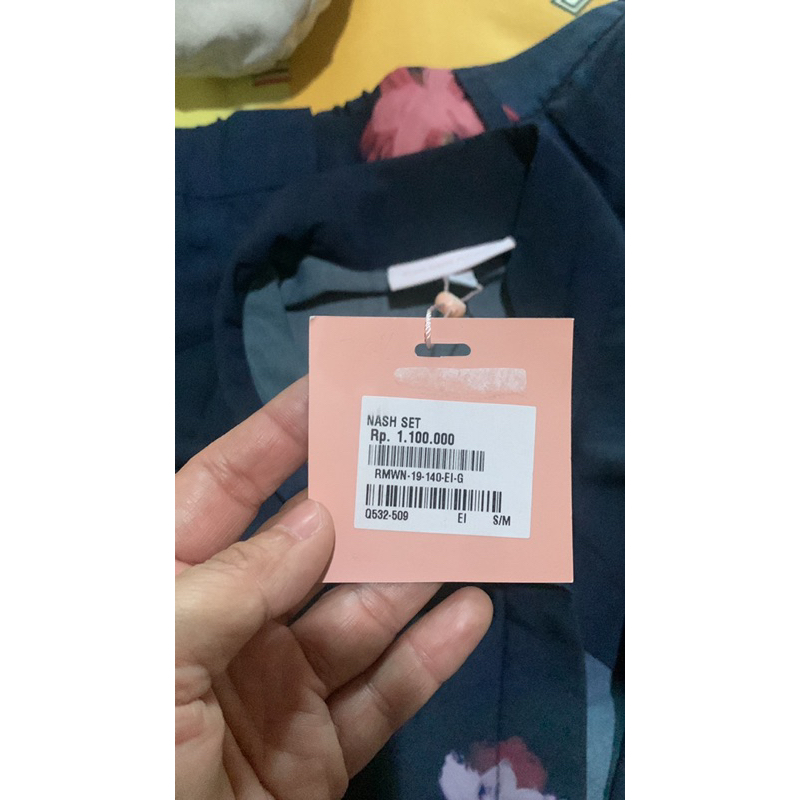 NASH SET RIA MIRANDA (ONE SET: ATASAN & CELANA), NEW ORIGINAL SALE