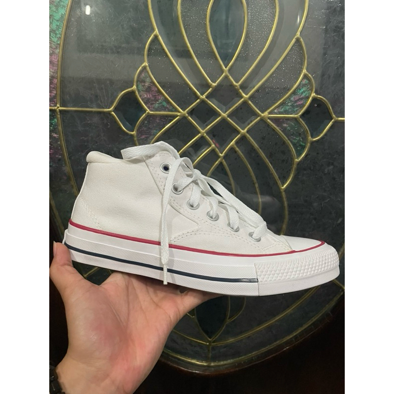 sepatu converse tinggi putih