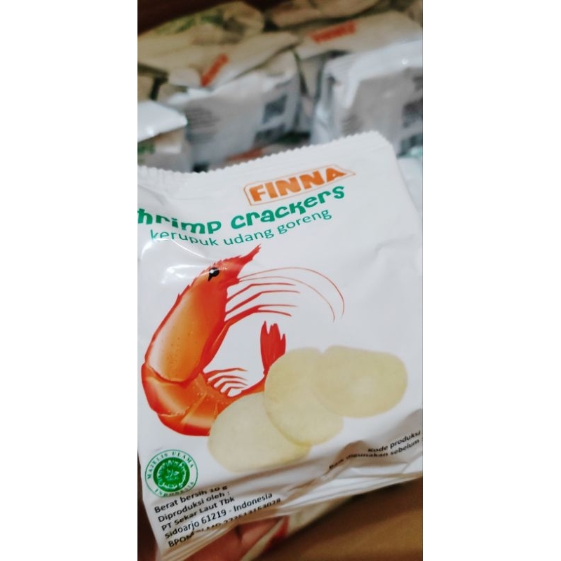 

Kerupuk Finna Shrimp Crackers Kerupuk Udang Goreng Instan 10gr