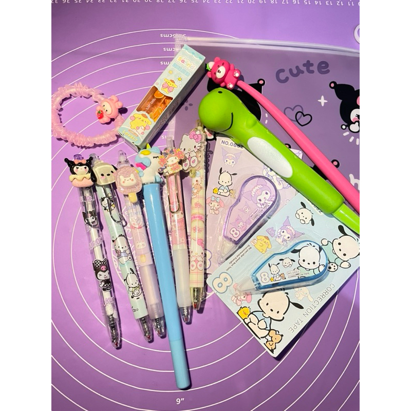 

PAKET ALAT TULIS BULPOIN PENA SANRIO KUROMI CINNAMOROL MELODI SUPER MURAH