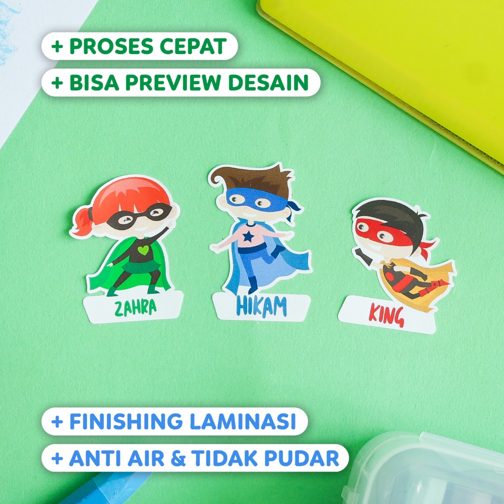 

Stiker Nama Anak Gambar Superhero, Bahan Vinyl Laminasi Ukuran 3x4cm