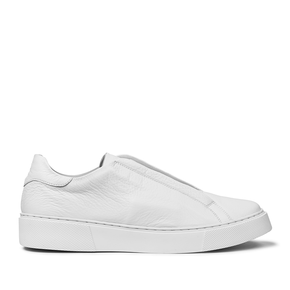 Prabu - Chandara All White Sepatu Slip On Sneakers Kulit Pria Putih