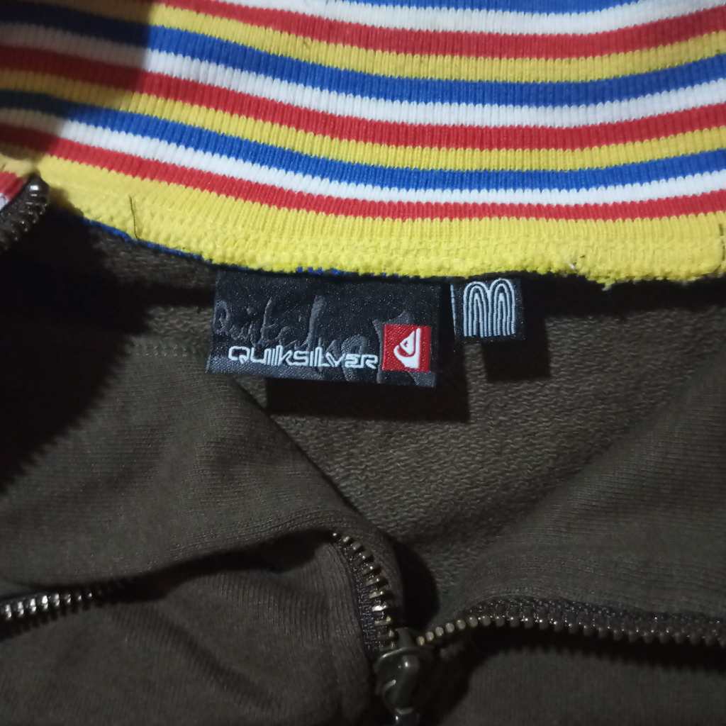 Preloved Jaket Quicksilver