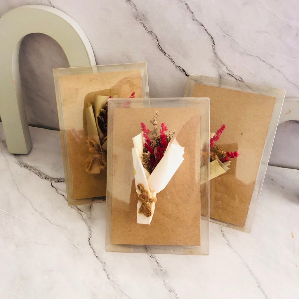 BUKET BOX MIKA KARTU UCAPAN BUNGA KERING ASLI BOUQUET BUNGA MINI GREETINGS CARD