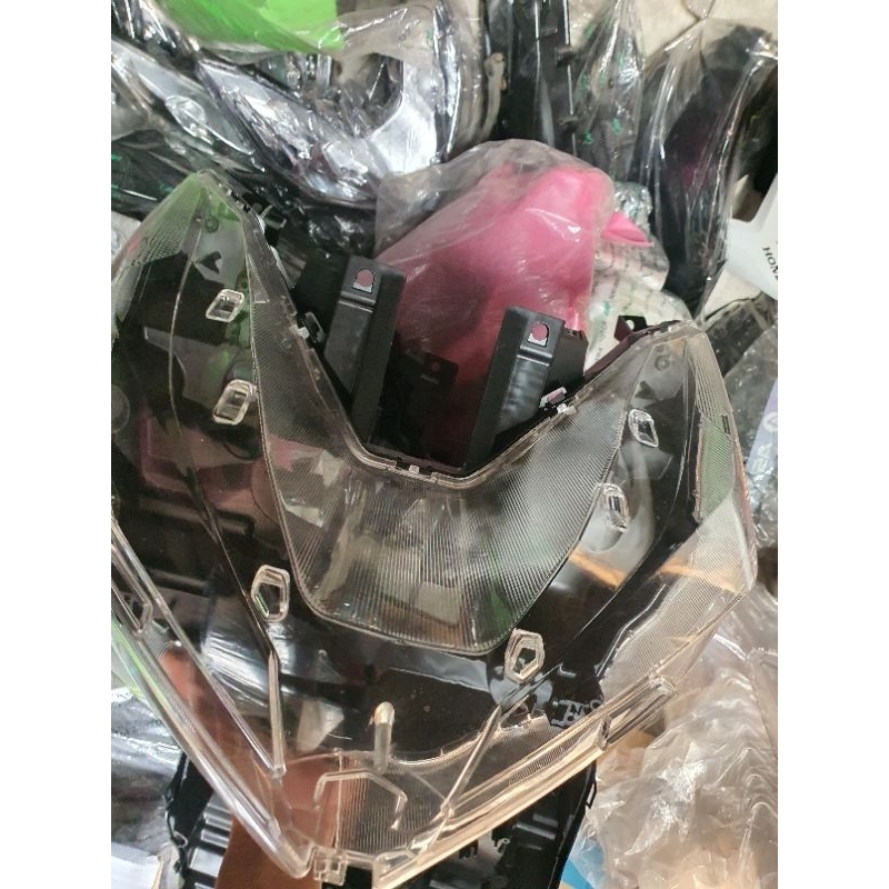 REFLEKTOR LAMPU DEPAN VARIO 125 150 K9 K60 K2V ORIGINAL