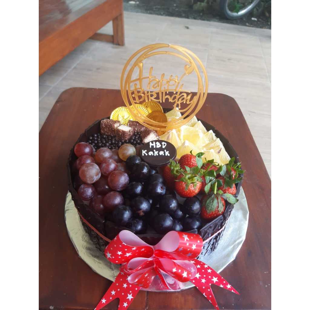 Lukchup_Oiyen Tart Buah / Kue Ulang Tahun Dekor Buah