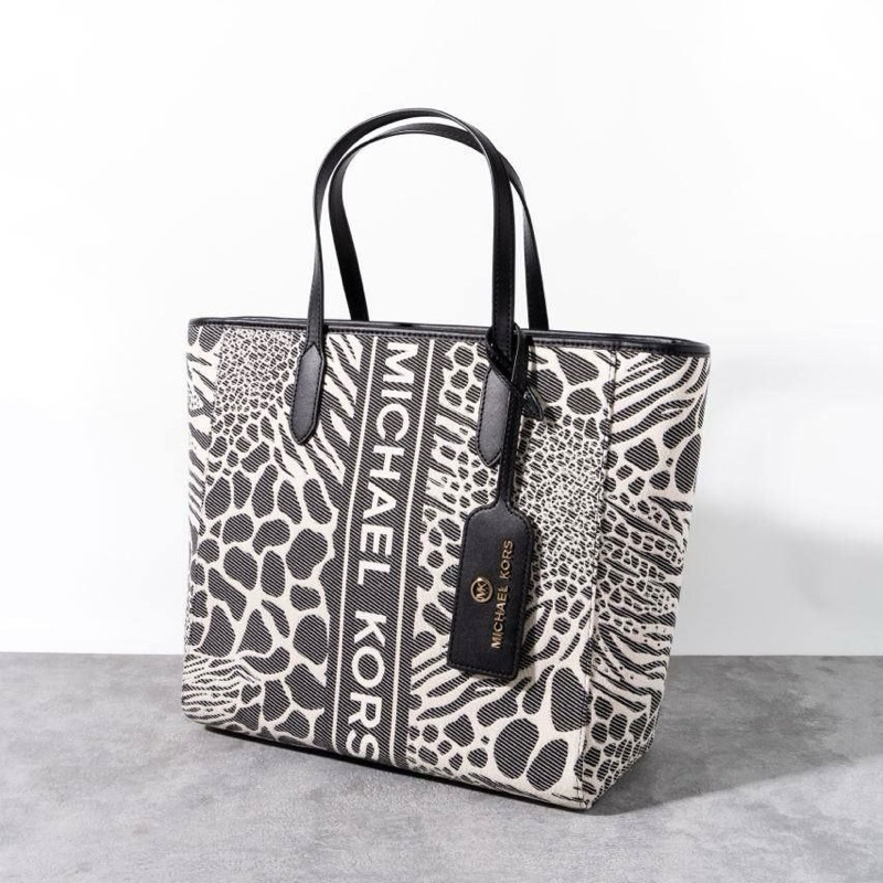 Original Michael Kors MK Sinclair Large Animal Jacquard Shopper Tote Bag