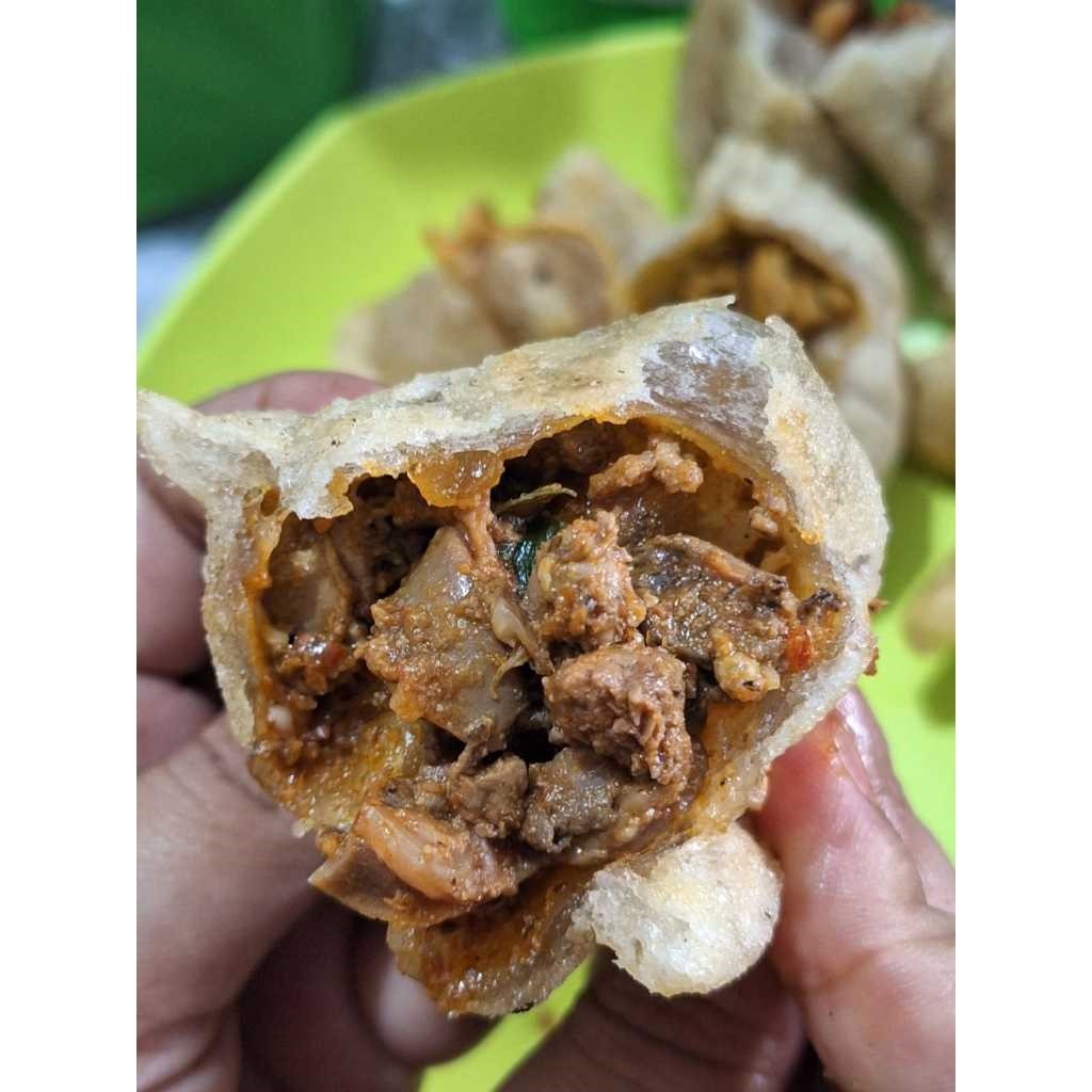 

CIRENG ISI BAKSO, ATI AMPELA DAN JANDO PEDAS ISI 5 KEMASAN VACUM