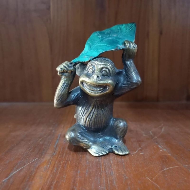 Patung Monyet Perunggu (Kecil)