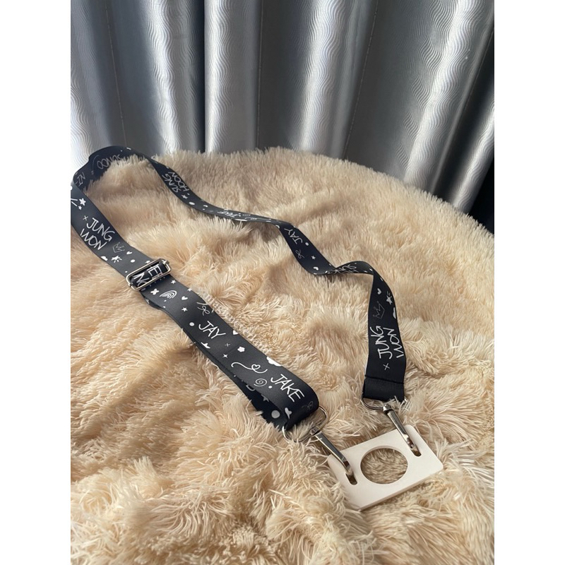 LIGHSTICK STRAP ENHYPEN BONG / MOA BONG