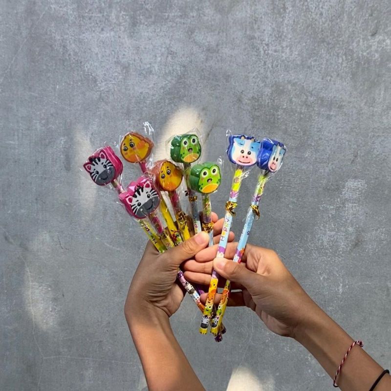 

Pensil Karakter Lucu