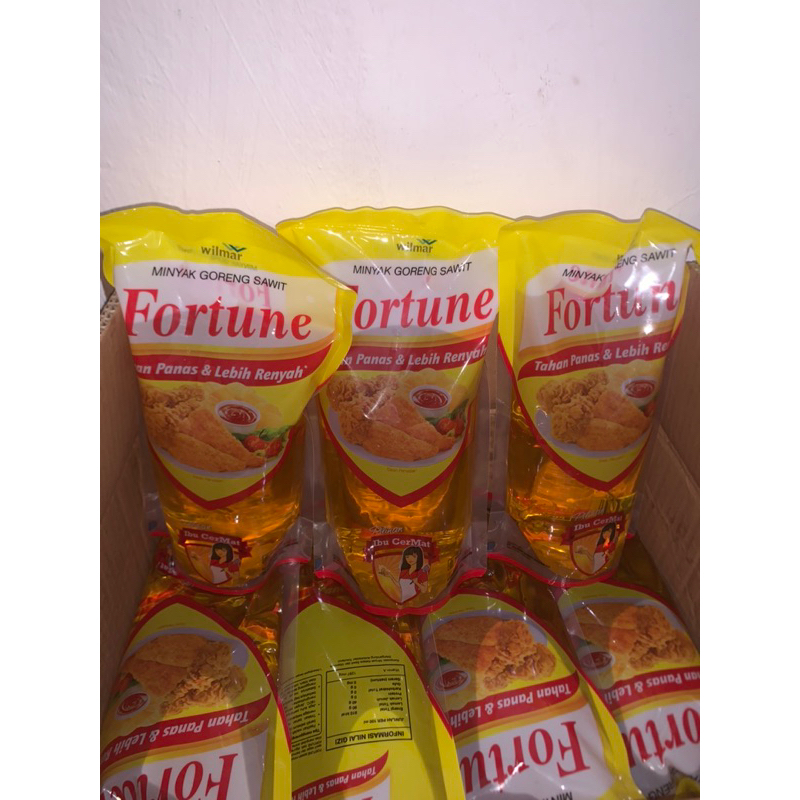 

minyak goreng fortune kemasan pouch 1liter untuk menggoreng segala jenis makanan