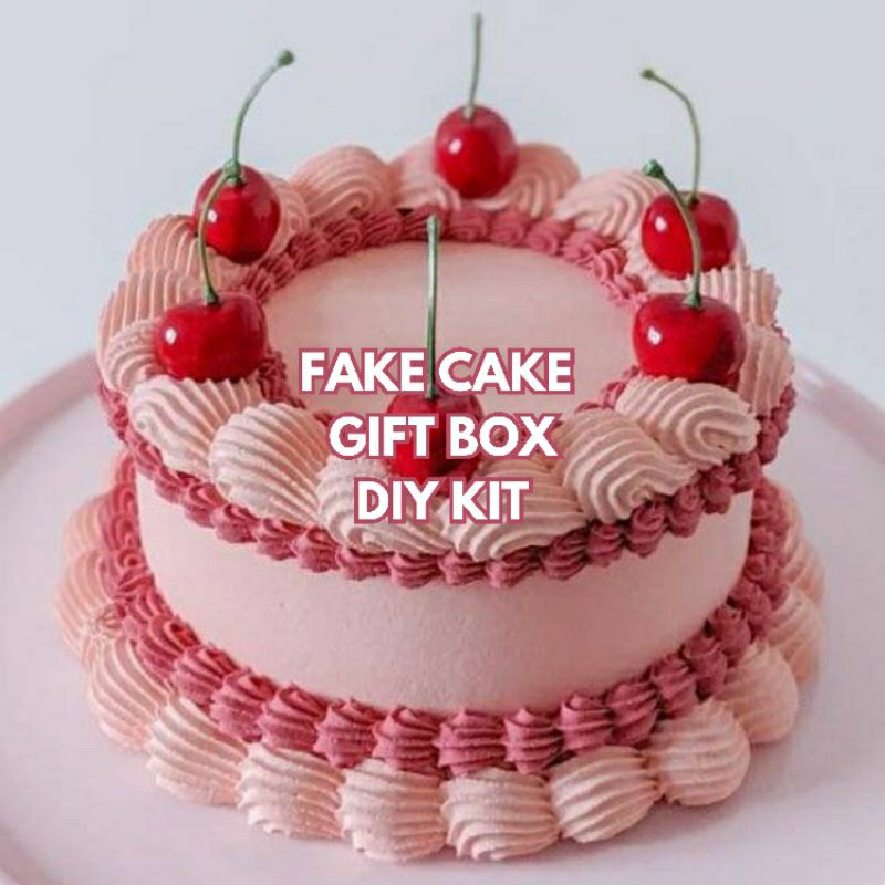

[Promo] DIY FAUX / FAKE CAKE Round Gift Box, Storage Accessories, Pajangan
