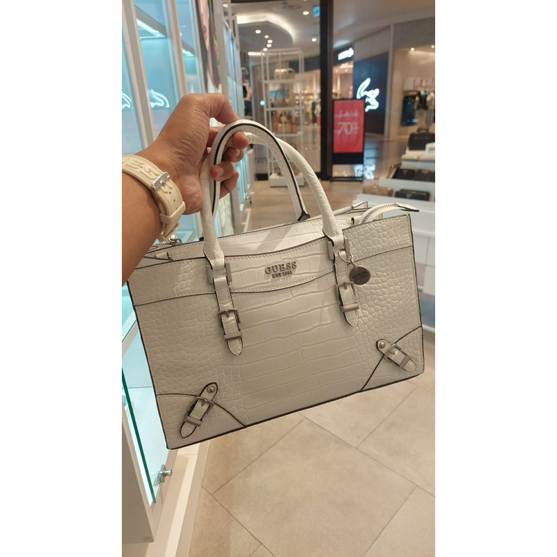 GUESS SALE | Jastip Tas GUESS SALE