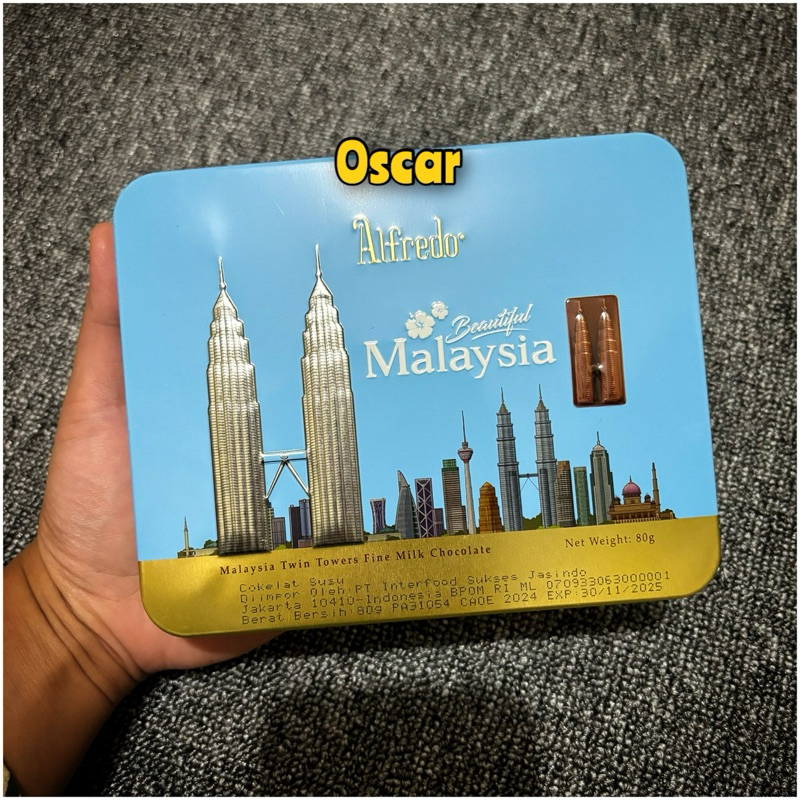 

Alfredo Chocolate Malaysia Twin Tower 80g milk coklat cokelat