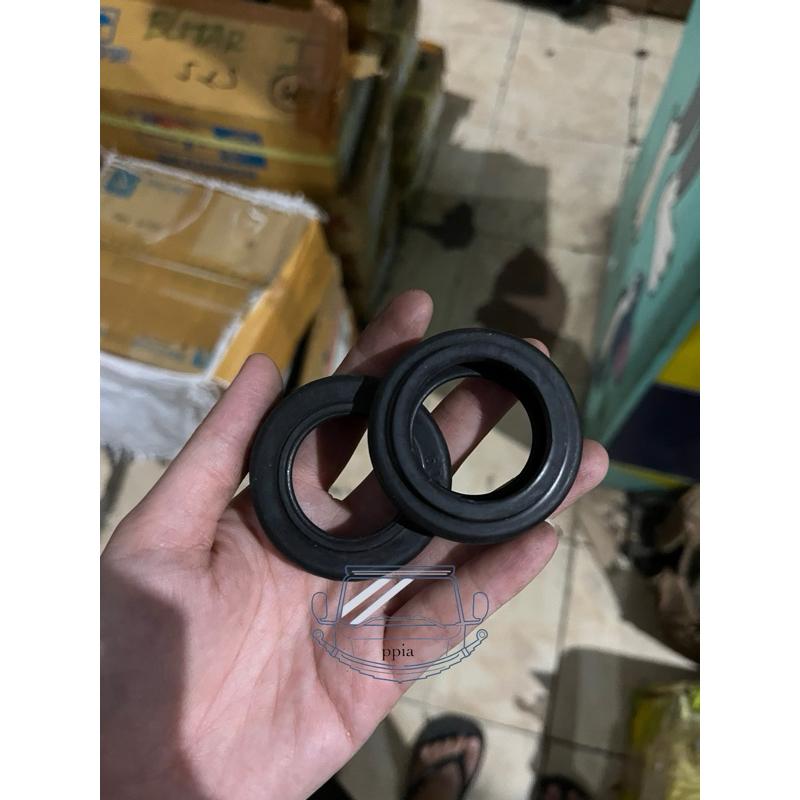 tutup karet rem tutup seal rem tutup debu karet tutup rem tutup karet rem canter tutup karet rem ps1