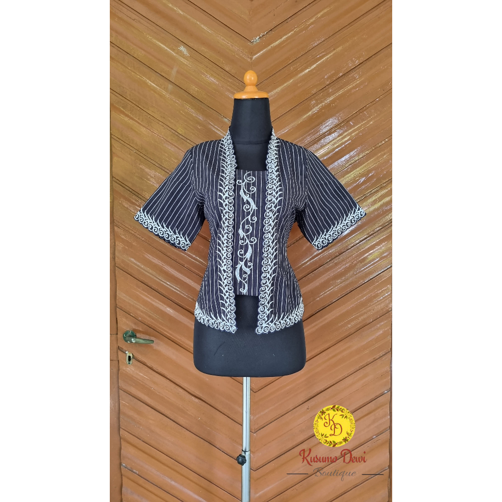 Kebaya Lurik Biru Dongker Bordir