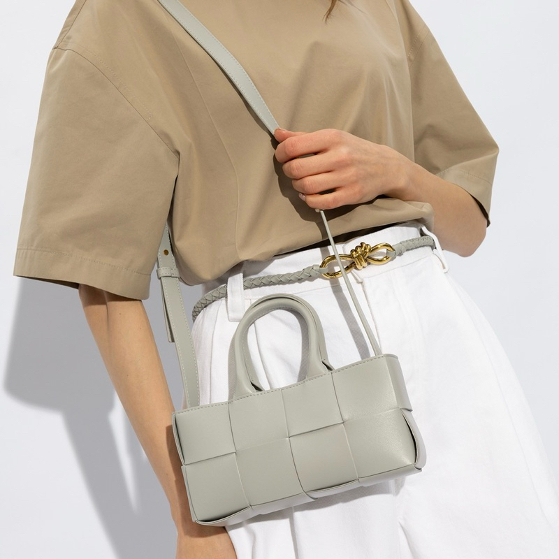 Original Bottega Veneta BV Mini East West Arco Tote Crossbody Bag