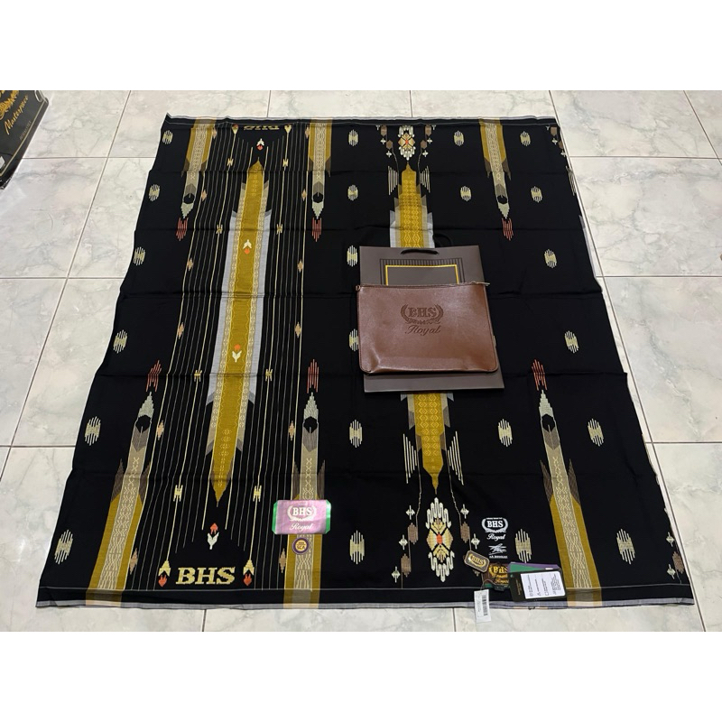 SARUNG BHS ROYAL STC GOLD