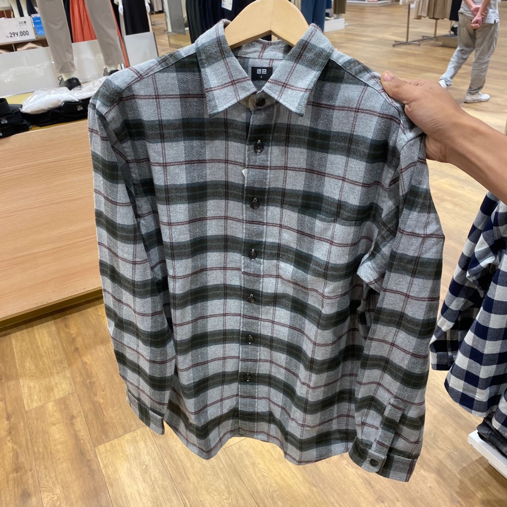 Jastip. Kemeja Flannel Uniqlo (MAN)
