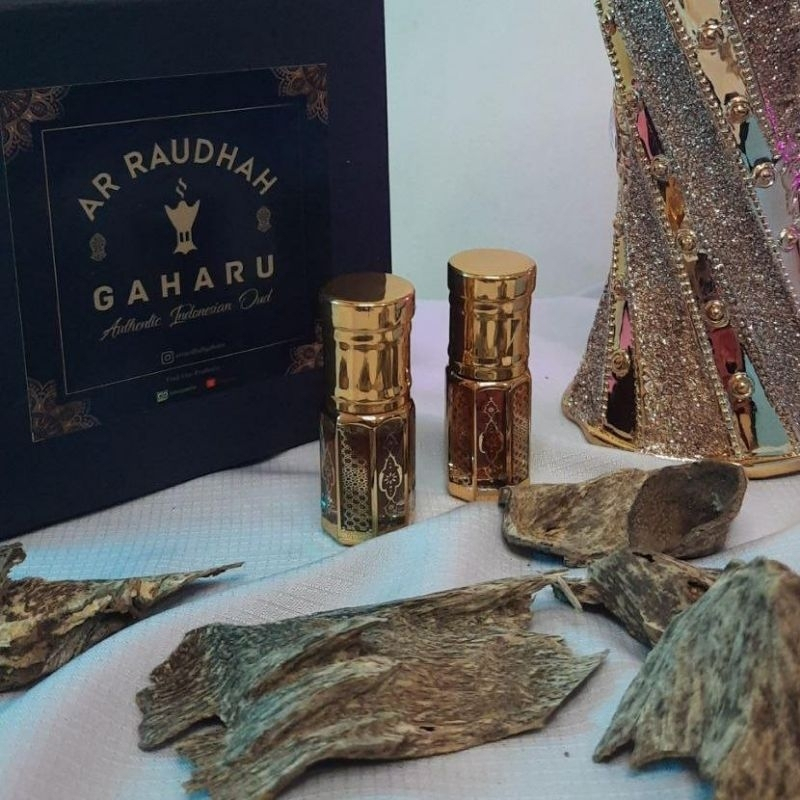 Minyak Gaharu Lombok Asli Suling - Aquilaria Agarwood Oud Oil Aromatherapy