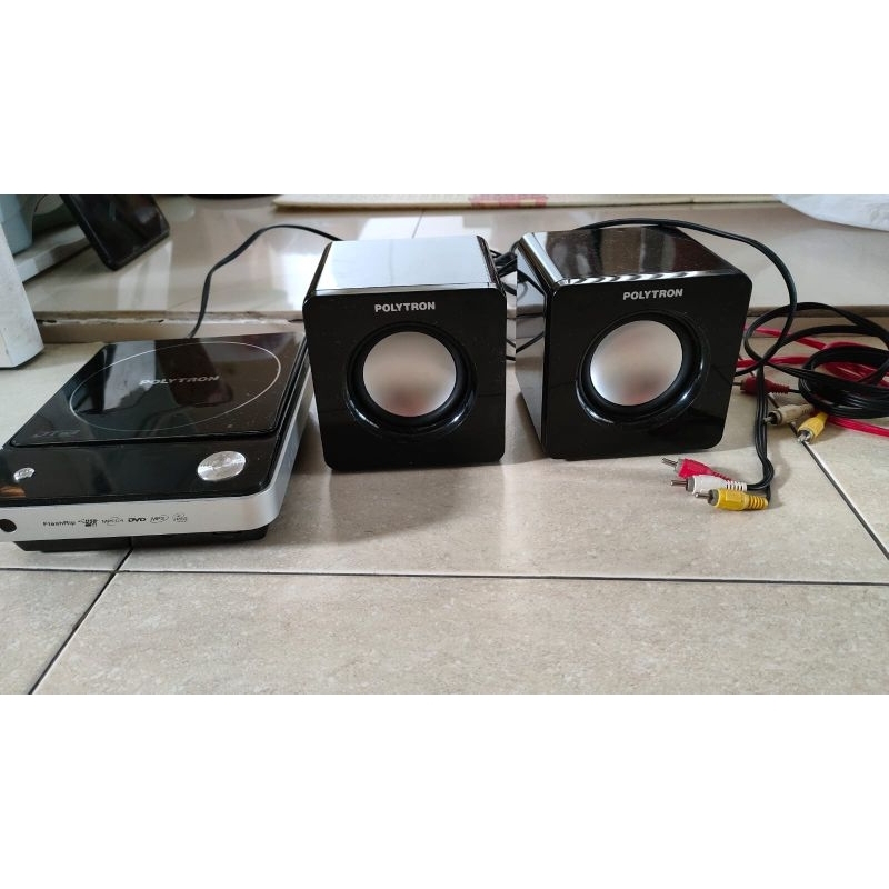 DVD player Polytron dan 2 speaker second