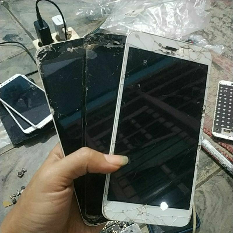 LCD WS MINUS TOUCHSCREEN REDMI NOTE 5A